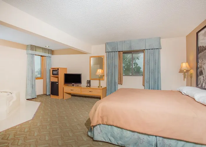 Super 8 By Wyndham Monroe Wi