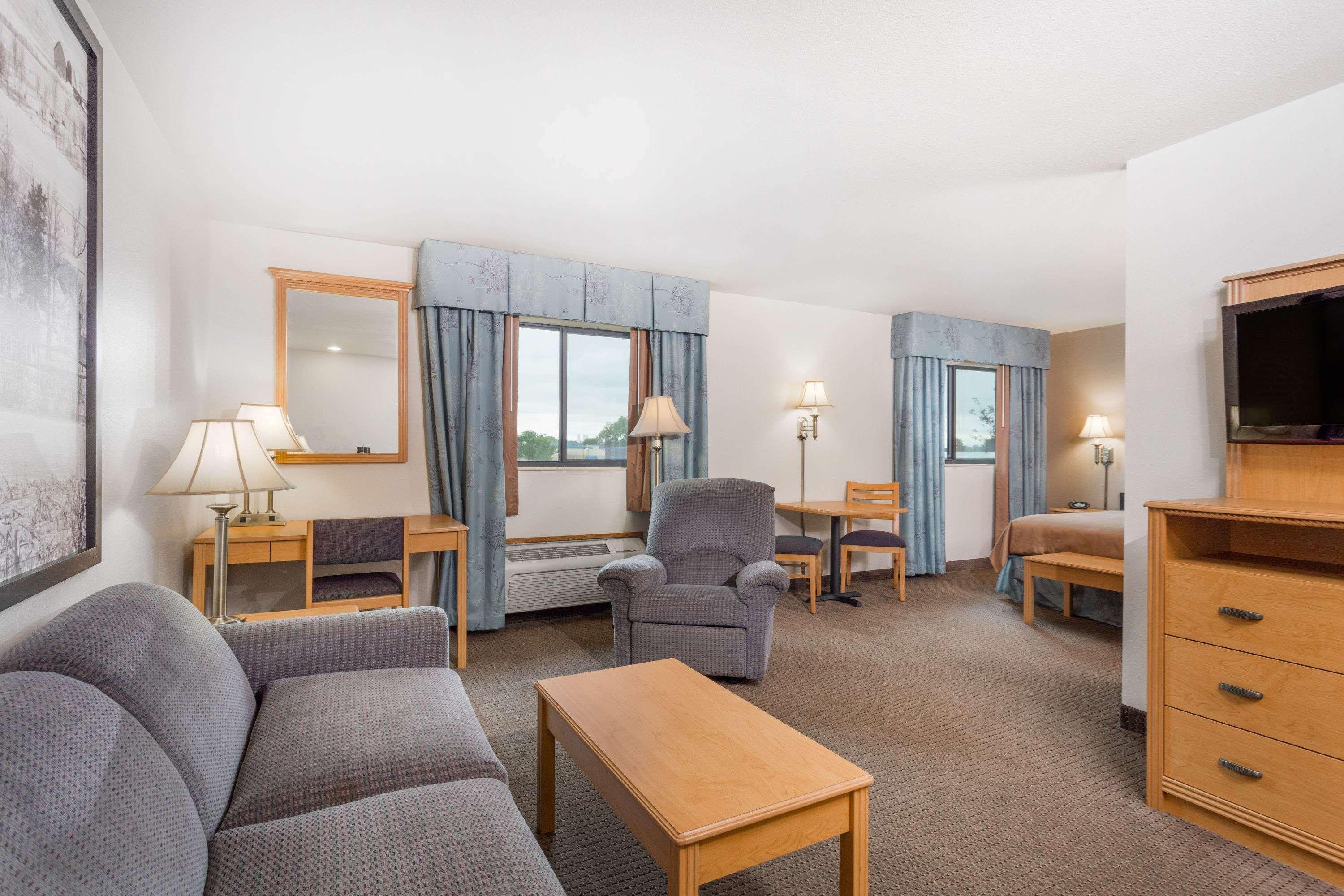 Hotel Super 8 By Wyndham Wi